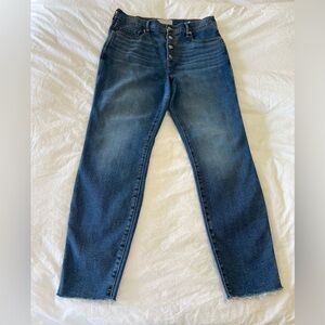 Everlane | Women’s SZ 31 | The Vintage Skinny Ankle Jeans | Button Fly Raw Hem